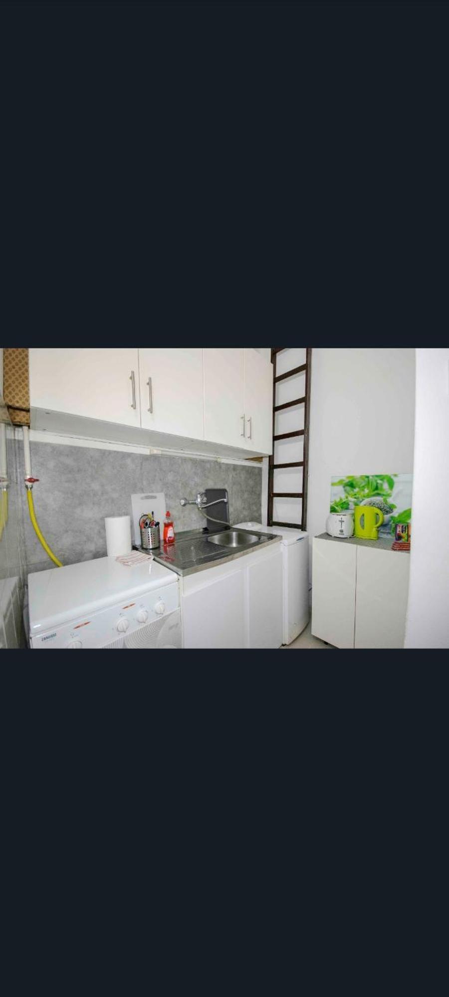 Free Parking Garage! Downtown Apartment Close To New York Cafe Будапеща Екстериор снимка